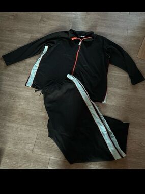 Danskin Track Suit 2pc